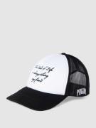 Pegador Trucker Cap mit Statement-Stitching in Weiss, Größe One Size