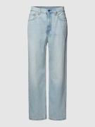 Levi's® Straight Leg Jeans im 5-Pocket-Design Modell '565' in Hellblau...