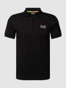 EA7 Emporio Armani Regular Fit Poloshirt mit Label-Print in Black, Grö...