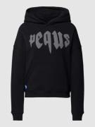 PEQUS Hoodie mit Label-Print Modell 'Mythic' in Black, Größe L