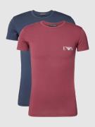 Emporio Armani T-Shirt mit Label-Print in Bordeaux, Größe S