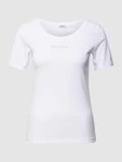 Esprit T-Shirt mit Label-Detail in Offwhite, Größe S