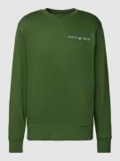 Gant Sweatshirt mit Label-Print in Oliv, Größe S