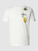 Marc O'Polo T-Shirt mit Rundhalsausschnitt und Label-Print in Weiss, G...