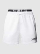 Calvin Klein Underwear Badehose mit elastischem Label-Bund in Weiss, G...