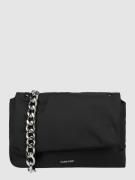 CK Calvin Klein Handtasche mit Kettenriemen in Black, Größe One Size