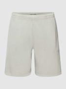 Superdry Shorts mit Label-Stitching in Offwhite, Größe M