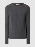 Jack & Jones Strickpullover mit Label-Patch Modell 'HILL' in Anthrazit...