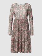 Vila Knielanges Kleid mit floralem Muster Modell 'ATANA' in Schilf, Gr...