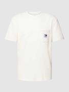 Tommy Jeans T-Shirt mit Brusttasche in Offwhite, Größe XS