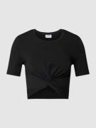Noisy May Cropped T-Shirt mit Knotendetail Modell 'TWIGGI' in Black, G...