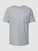 Knowledge Cotton Apparel T-Shirt mit Label-Print in Hellgrau Melange, ...