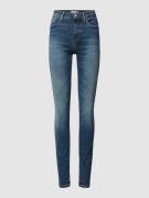 Tommy Hilfiger Slim Fit Jeans mit Label-Details Modell 'COMO' in Dunke...
