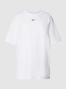 Nike Oversized T-Shirt mit Label-Print in Weiss, Größe XS