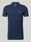 Tommy Jeans Slim Fit Poloshirt mit Label-Patch in Marine Melange, Größ...