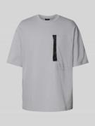 ARMANI EXCHANGE T-Shirt mit Label-Detail Modell 'MAGLIA' in Stein, Grö...