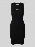 Sixth June Knielanges Kleid in Ripp-Optik in Black, Größe XS