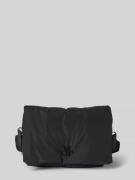 Marc O'Polo Crossbody Bag mit Label-Detail Modell 'PHIANA' in Black, G...