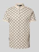 Karl Lagerfeld Slim Fit Poloshirt mit Allover-Logo-Muster in Sand, Grö...