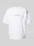 REVIEW T-Shirt mit Label-Print in Weiss, Größe L