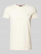 Tommy Hilfiger T-Shirt mit Label-Stitching in Beige, Größe M