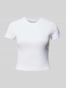 Only T-Shirt mit geripptem Rundhalsausschnitt Modell 'ELINA' in Weiss,...