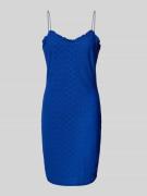 Pieces Knielanges Kleid mit Strukturmuster Modell 'KYLIE' in Royal, Gr...