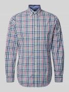 Christian Berg Men Regular Fit Freizeithemd mit Button-Down-Kragen in ...