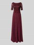 Vera Mont Abendkleid mit Spitzenbesatz in Bordeaux, Größe 48