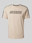 Guess Activewear T-Shirt mit Label-Schriftzug Modell 'ARLO' in Beige, ...