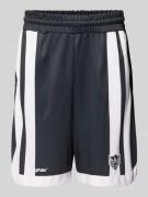 Low Lights Studios Sweatshorts mit Label-Details Modell 'SEVENTY SEVEN...