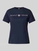 Gant T-Shirt mit Label-Print in Marine, Größe L