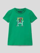 Tommy Hilfiger Teens Regular Fit T-Shirt mit mehrfarbigem Logo-Stitchi...