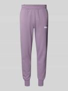 PUMA PERFORMANCE Regular Fit Sweatpants mit Label-Print in Lavender, G...