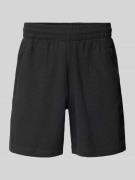 adidas Originals Sweatshorts mit elastischem Bund in Black, Größe L