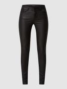 Vero Moda Skinny Fit Jeans mit Beschichtung in Black, Größe L/32