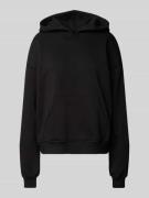 Gina Tricot Hoodie mit Känguru-Tasche in Black, Größe L