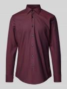 BOSS Slim Fit Business-Hemd mit Kentkragen Modell 'Hank' in Bordeaux, ...