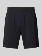 HUGO Regular Fit Shorts mit Label-Detail Modell 'Laze' in Black, Größe...