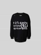 MM6 Maison Margiela Oversized Pullover mit Motiv-Print in Black, Größe...