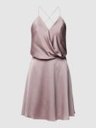 Unique Cocktailkleid in Wickel-Optik in Mauve, Größe 42