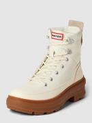 Hunter Schnürboots mit Label-Patch Modell 'rebel' in Offwhite, Größe 4...