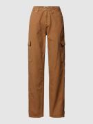 Calvin Klein Jeans Straight Fit Cargohose mit Cargotaschen in Cognac, ...