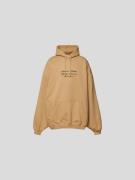 VETEMENTS Hoodie mit Label-Stitching in Camel, Größe L