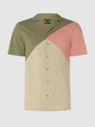 Colours & Sons Regular Fit Freizeithemd mit Stretch-Anteil in Oliv, Gr...