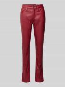 s.Oliver RED LABEL Slim Fit Jeans mit Baumwolle Modell 'BETSY' in Rot,...