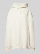 Karo Kauer Oversized Hoodie mit Label-Patch in Offwhite, Größe S