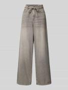 Vero Moda Wide Fit Jeans aus reiner Baumwolle mit Bindegürtel Modell '...