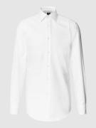 BOSS Slim Fit Businesshemd mit extra langem Arm in Weiss, Größe 39L