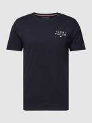 Tommy Hilfiger T-Shirt mit Logo-Stitching in Dunkelblau, Größe M